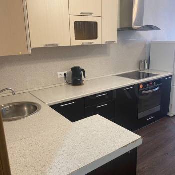 Сдается 1-комнатная квартира, 54 м²