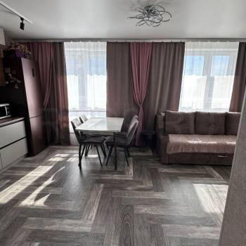 Продается 2-х комнатная квартира, 55 м²