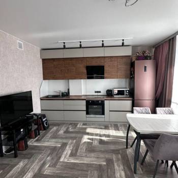 Продается 2-х комнатная квартира, 55 м²