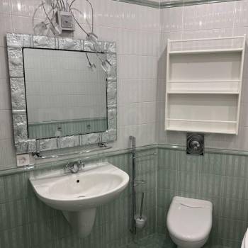 Сдается Многокомнатная квартира, 105 м²