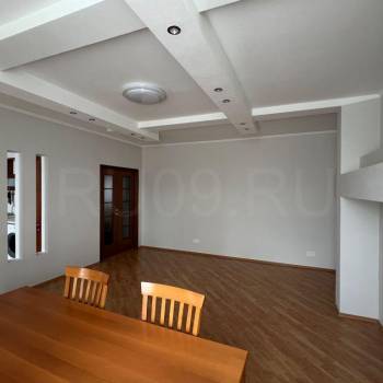 Сдается Многокомнатная квартира, 105 м²