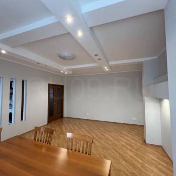 Сдается Многокомнатная квартира, 105 м²