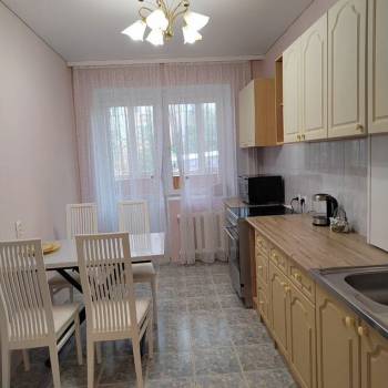Продается 2-х комнатная квартира, 76 м²