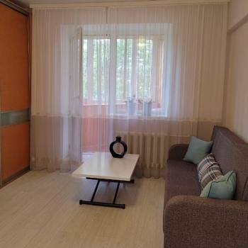 Продается 2-х комнатная квартира, 76 м²