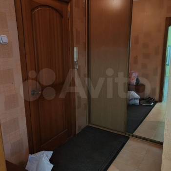 Продается 1-комнатная квартира, 44 м²