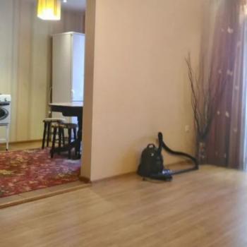 Продается 1-комнатная квартира, 42,4 м²