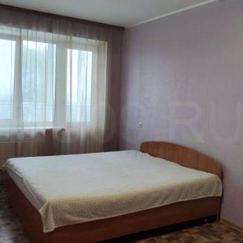 Сдается 1-комнатная квартира, 39 м²