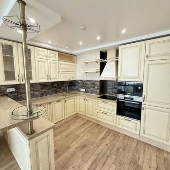 Продается 2-х комнатная квартира, 65 м²