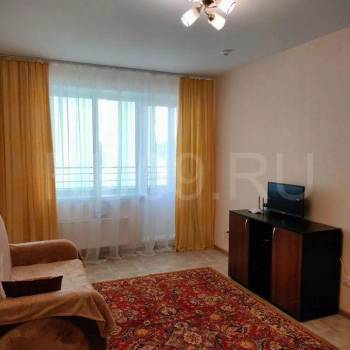 Сдается 1-комнатная квартира, 38 м²