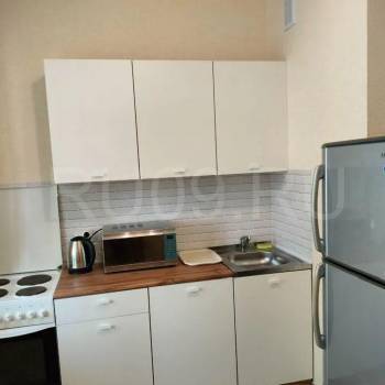 Сдается 1-комнатная квартира, 38 м²
