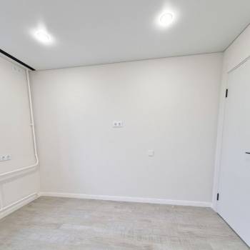 Продается Многокомнатная квартира, 68 м²