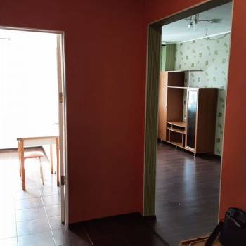 Продается 1-комнатная квартира, 39 м²