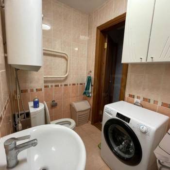 Сдается 1-комнатная квартира, 46 м²