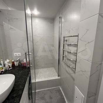 Продается 1-комнатная квартира, 42,5 м²