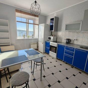 Сдается 1-комнатная квартира, 37 м²