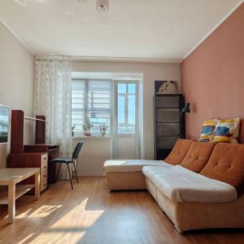 Сдается 1-комнатная квартира, 37 м²