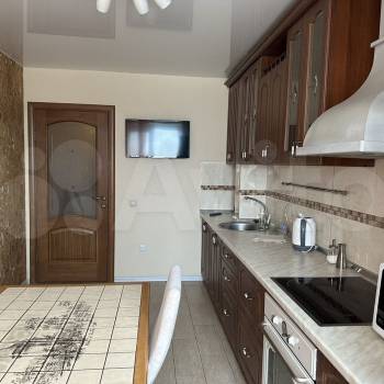 Сдается 2-х комнатная квартира, 63,7 м²