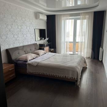 Сдается 2-х комнатная квартира, 63,7 м²