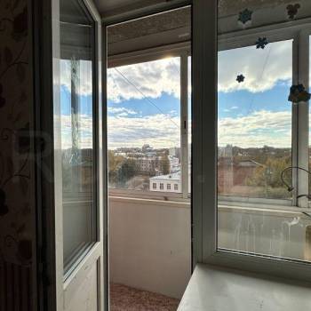 Продается Многокомнатная квартира, 70 м²