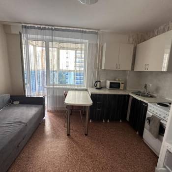 Сдается 1-комнатная квартира, 45 м²