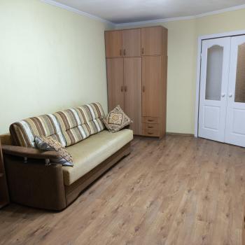 Сдается 1-комнатная квартира, 42 м²
