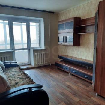 Продается 1-комнатная квартира, 37 м²