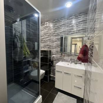 Продается 3-х комнатная квартира, 100 м²