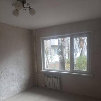 Продается Многокомнатная квартира, 58 м²