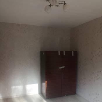 Продается Многокомнатная квартира, 58 м²