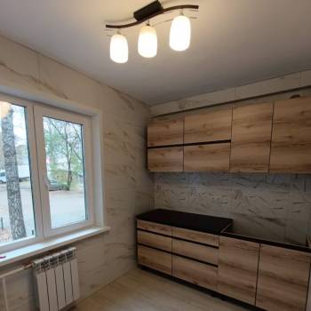 Продается Многокомнатная квартира, 58 м²