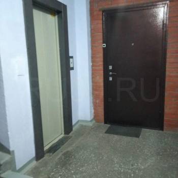 Продается Многокомнатная квартира, 70 м²