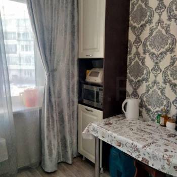 Продается Многокомнатная квартира, 70 м²