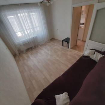 Продается 1-комнатная квартира, 27 м²
