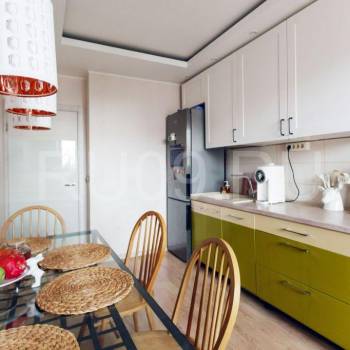 Продается 2-х комнатная квартира, 59 м²