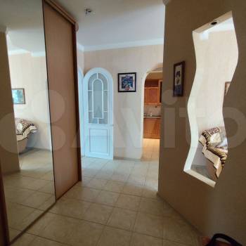 Сдается 2-х комнатная квартира, 80 м²