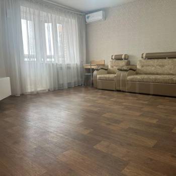 Сдается 2-х комнатная квартира, 61 м²