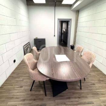 Сдается Нежилое помещение, 195 м²