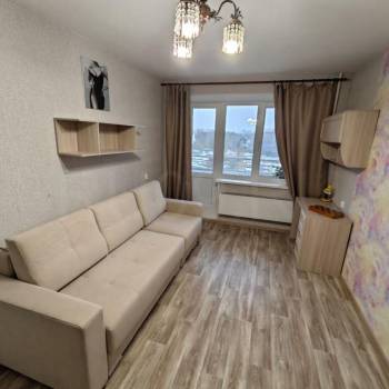 Продается 1-комнатная квартира, 35 м²