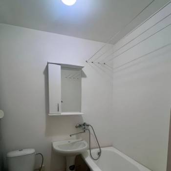 Продается 1-комнатная квартира, 35 м²