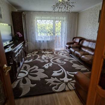 Продается Многокомнатная квартира, 76,1 м²