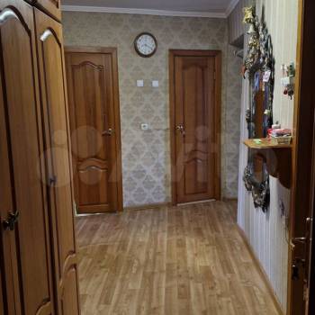 Продается Многокомнатная квартира, 76,1 м²