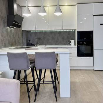 Продается 3-х комнатная квартира, 63 м²