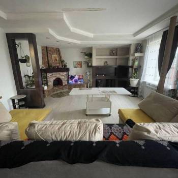 Продается Дом, 350 м²