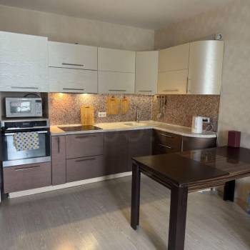 Продается 3-х комнатная квартира, 60 м²