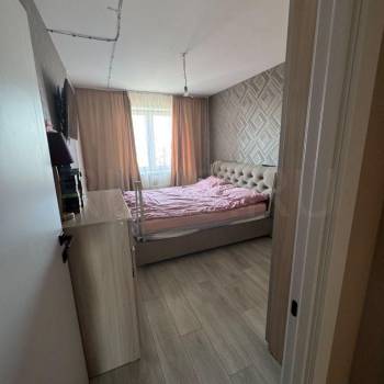 Продается Многокомнатная квартира, 85 м²