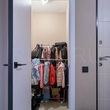 Продается Многокомнатная квартира, 85 м²