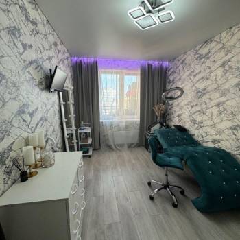 Продается Многокомнатная квартира, 85 м²