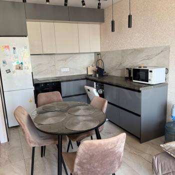 Продается Многокомнатная квартира, 85 м²