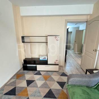 Сдается 1-комнатная квартира, 42 м²