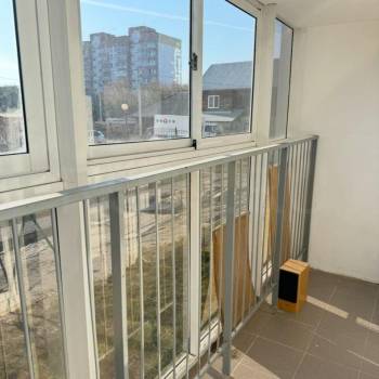 Сдается 1-комнатная квартира, 42 м²